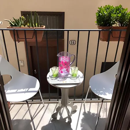 Happie Casa Il Capo & La Cattedrale Apartmán