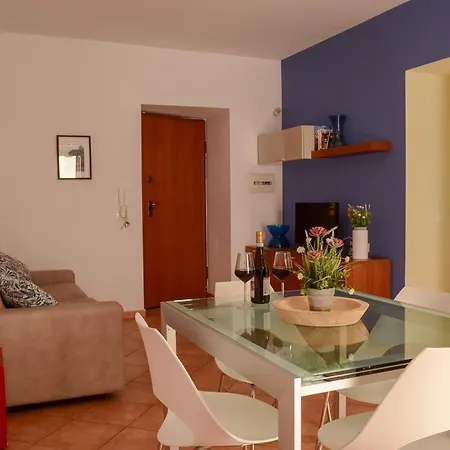 Happie Casa Il Capo & La Cattedrale アパート パレルモ