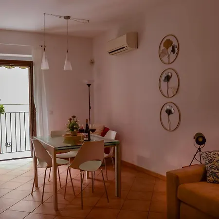 アパート Happie Casa Il Capo & La Cattedrale パレルモ